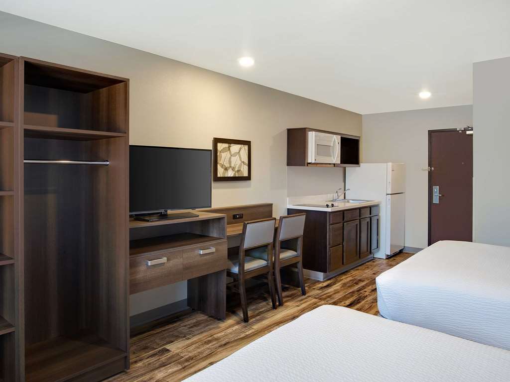 Woodspring Suites Plano - North Dallas Room photo